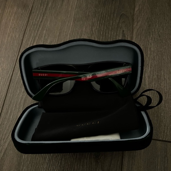 Gucci polarized sunglasses. ? Authentic